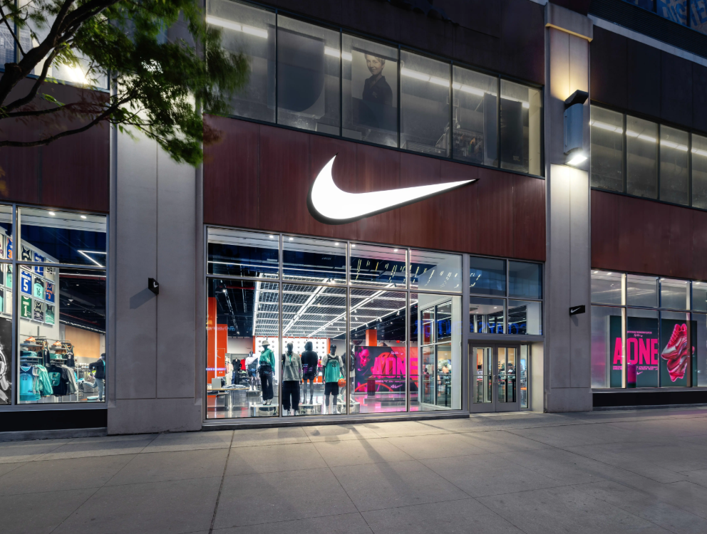 Nike stock price